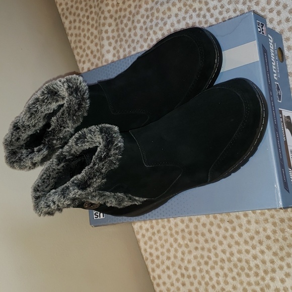 Khombu Women Boots, Size 9 Color Black - Picture 2 of 10